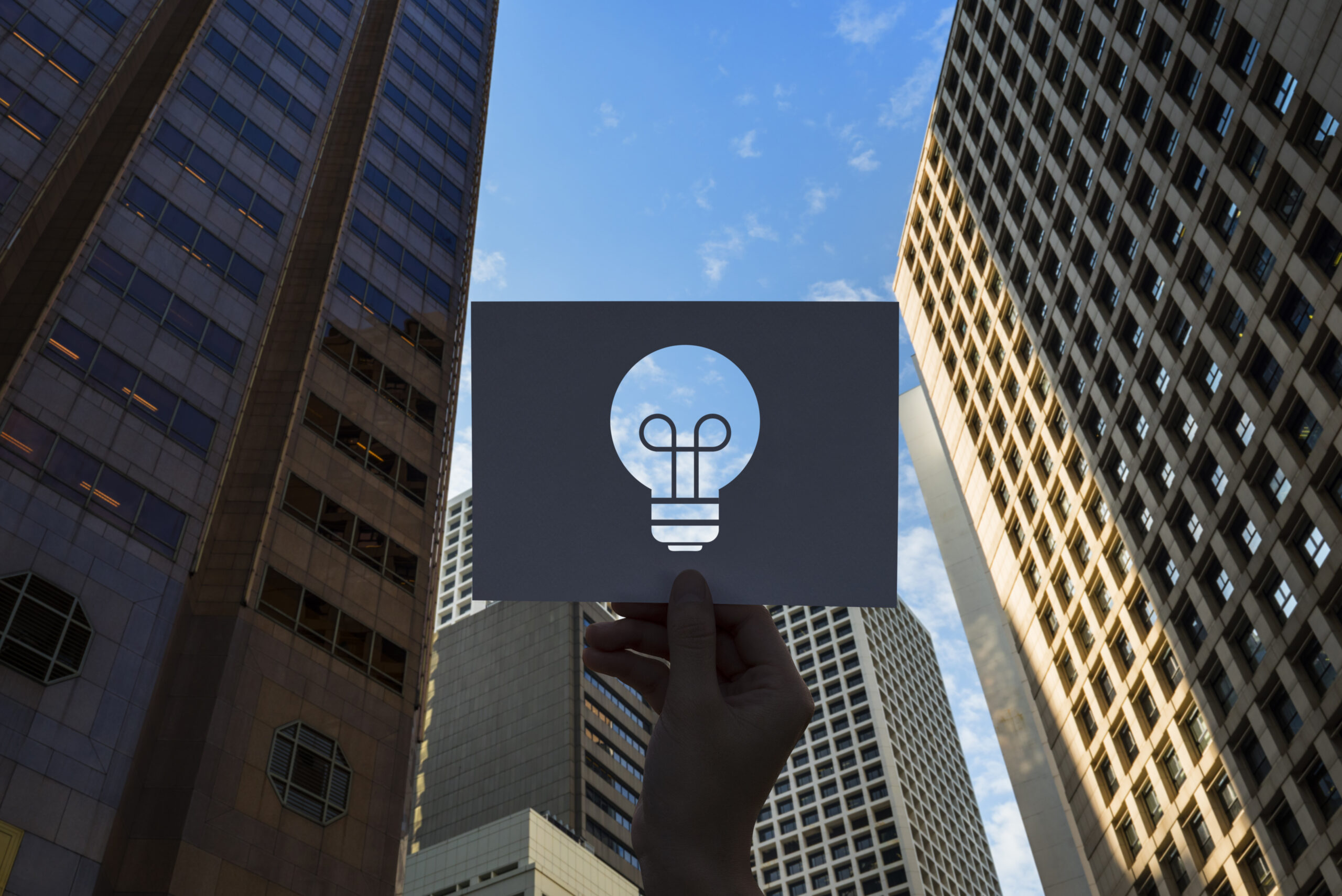 Geração distribuída nas empresas: o caminho rumo à autossuficiência energética